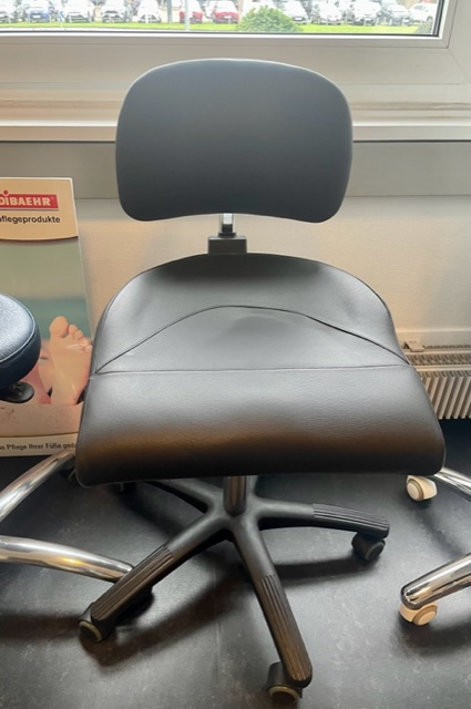 Labmaster stol Move SHOWROOM